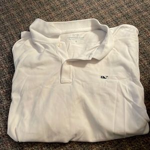 Men’s white vineyard vines polo